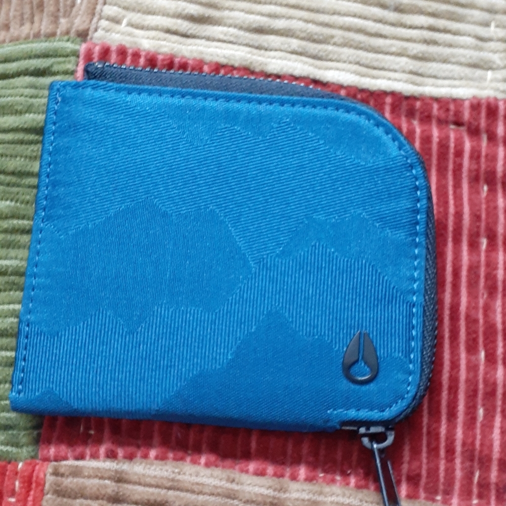 Nixon port zipper wallet